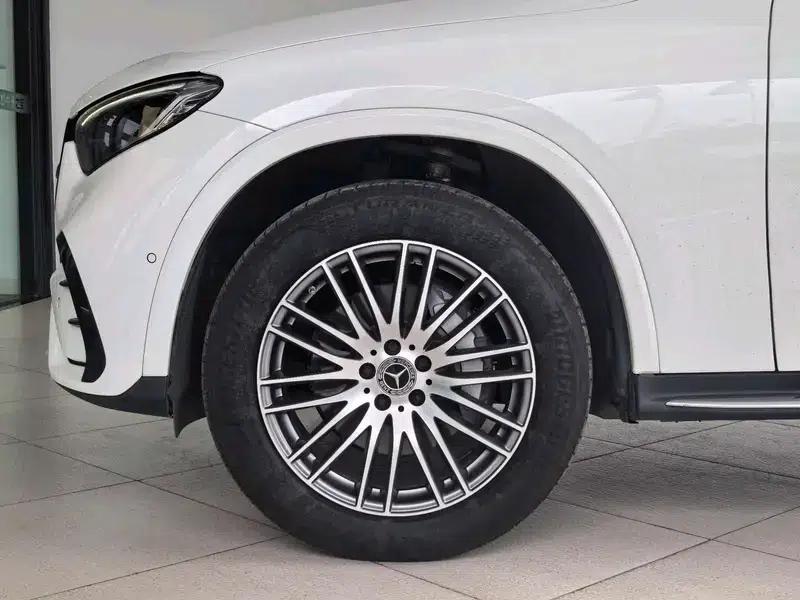 2024 Mercedes-Benz GLC 300 L 4MATIC Dynamic 5-seater — миниатюра 6