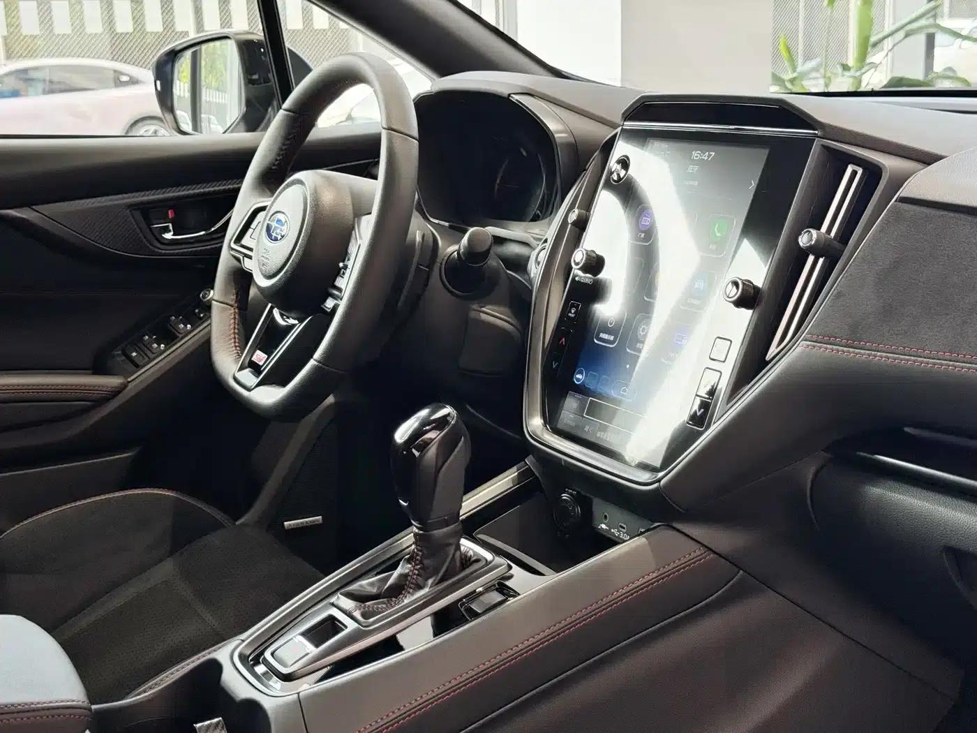 Subaru WRX 2025 2.4T CVT Wagon tS EyeSight — миниатюра 16