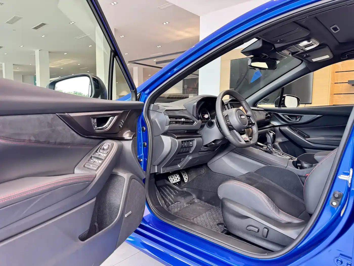Subaru WRX 2025 2.4T CVT Wagon tS EyeSight — миниатюра 5