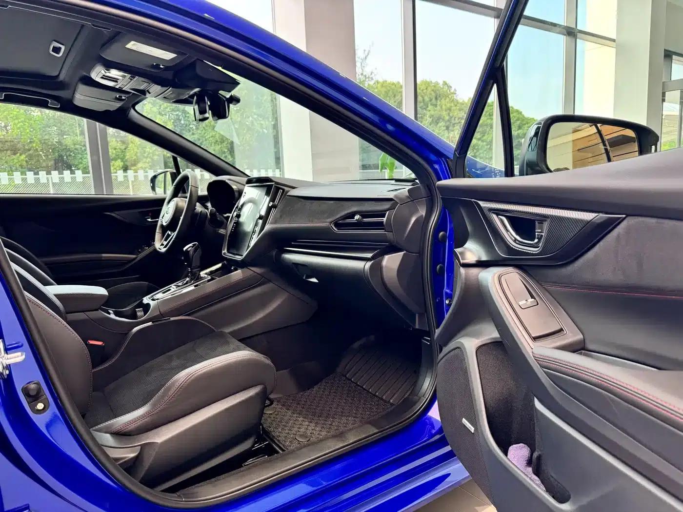 Subaru WRX 2025 2.4T CVT Wagon tS EyeSight — миниатюра 7