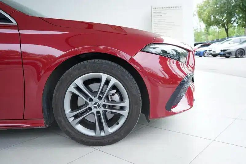 2023 Mercedes-Benz A-Class A 200 L Sport Sedan Fashion Edition — миниатюра 9