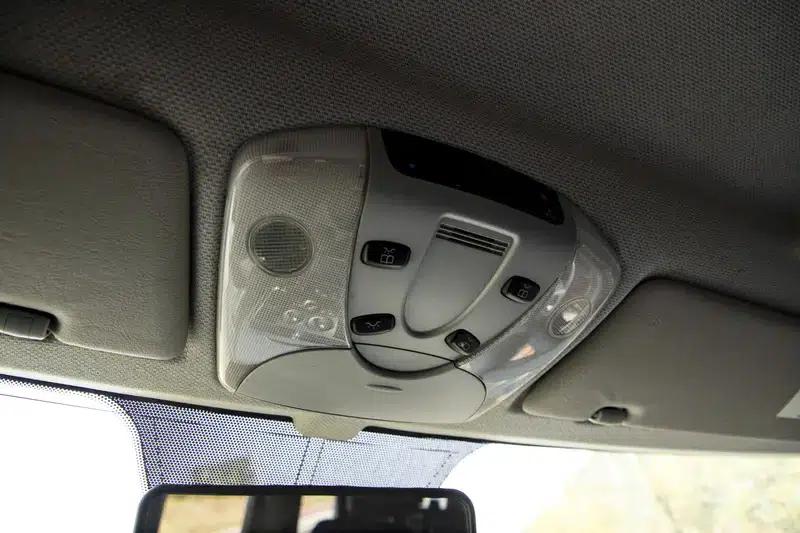 2011 Nissan Vito 2.5L Business Edition — миниатюра 13