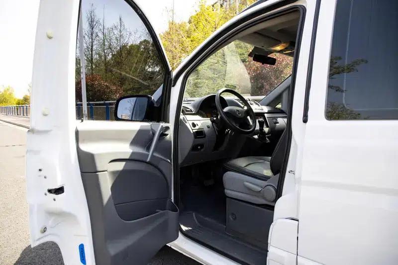 2011 Nissan Vito 2.5L Business Edition — миниатюра 31