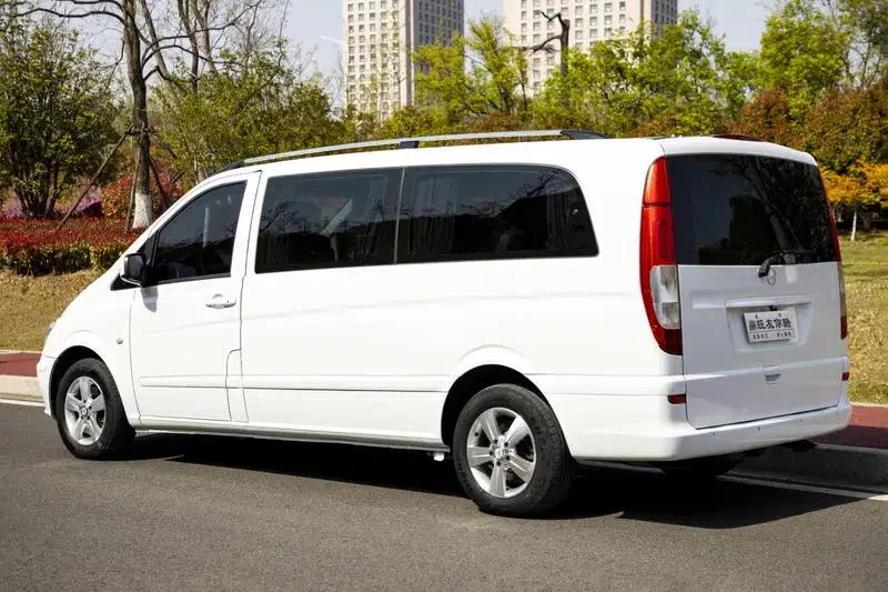 2011 Nissan Vito 2.5L Business Edition — миниатюра 5