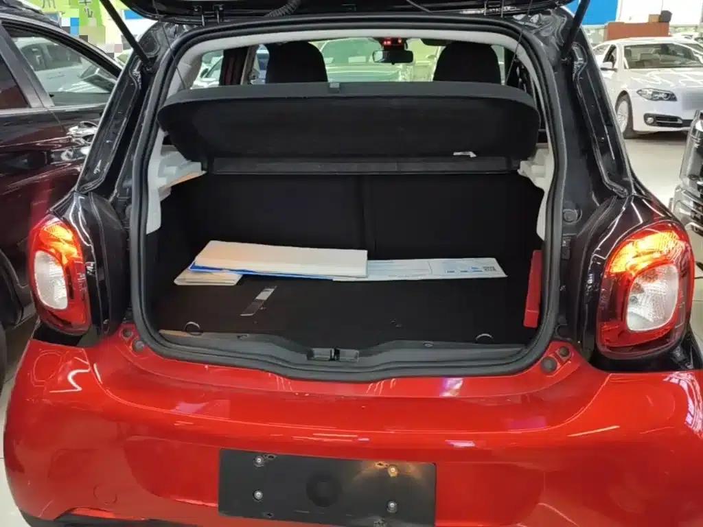 2018 Smart Forfour 1.0L 52kW Passion Edition — миниатюра 19