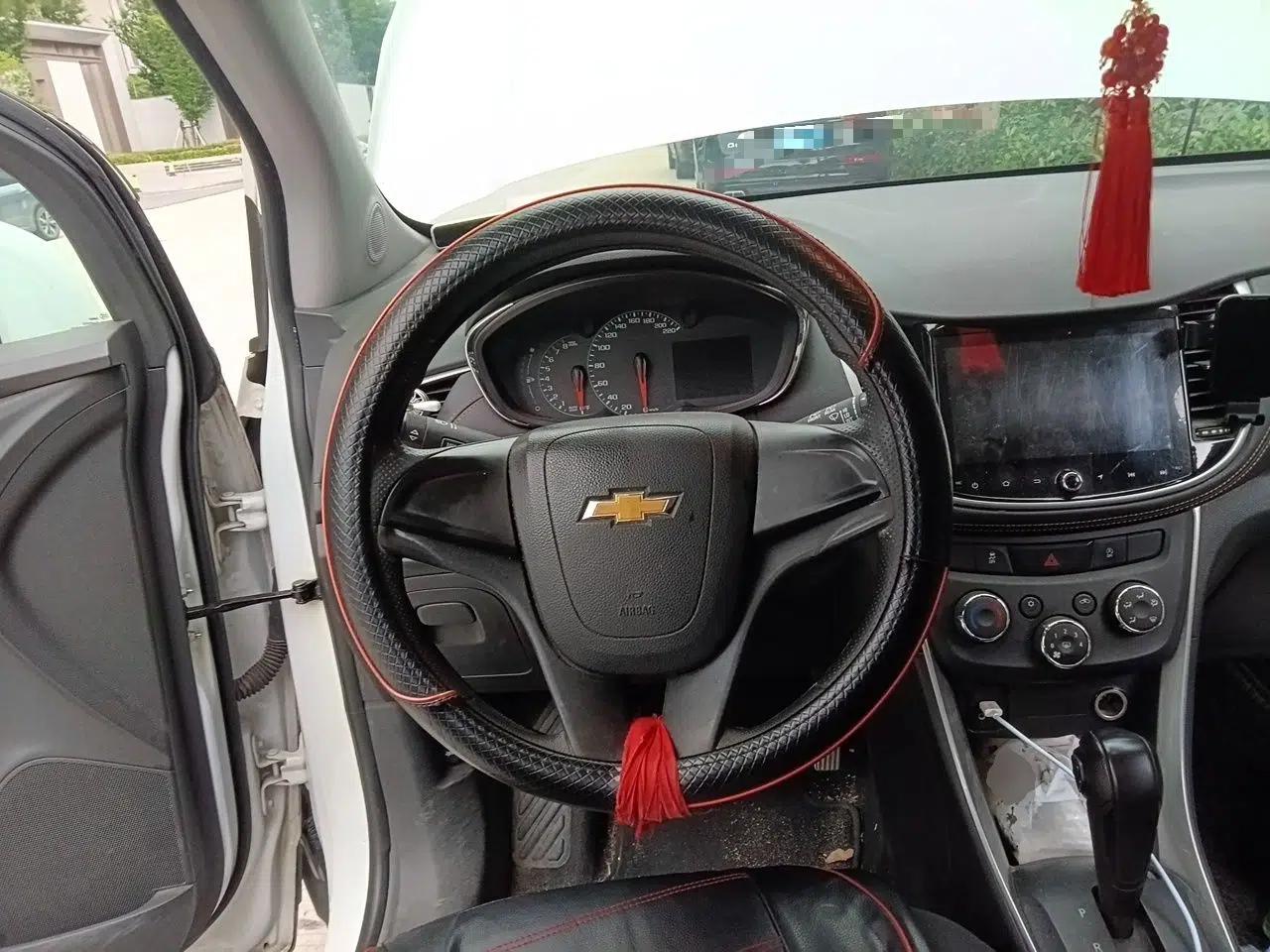 Chevrolet Trax 2017 1.4T Automatic Two-Wheel Drive Comfort Version — миниатюра 10