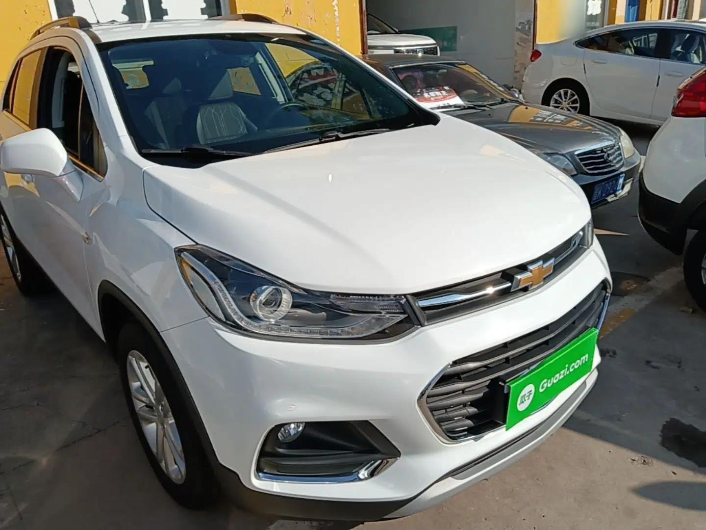 Chevrolet Trax 2018 330T Automatic Two-Wheel Drive Luxury Model — миниатюра 3