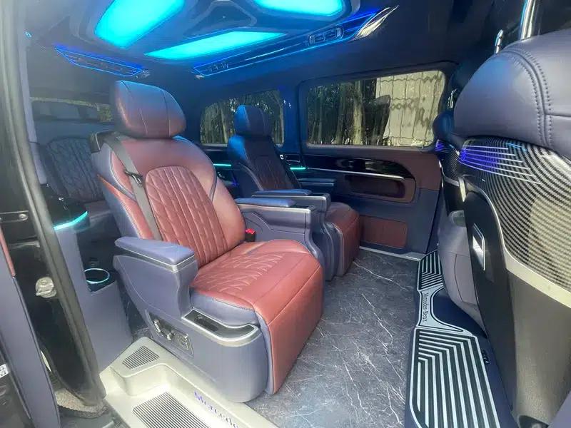 Mercedes-Benz V-Class 2018 V 260 L Premium Extended Edition (China VI Emission Standard) — миниатюра 14
