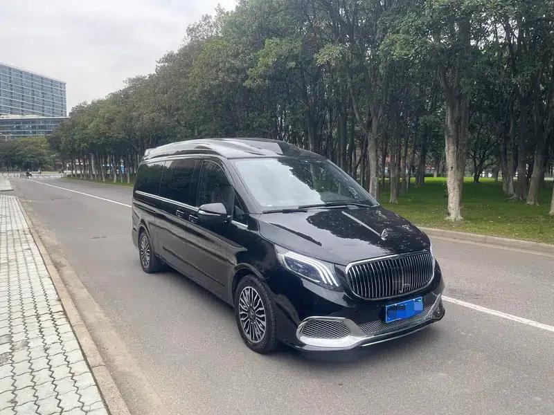 Mercedes-Benz V-Class 2018 V 260 L Premium Extended Edition (China VI Emission Standard) — миниатюра 3