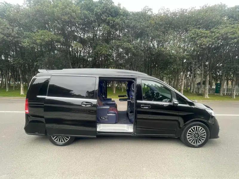 Mercedes-Benz V-Class 2018 V 260 L Premium Extended Edition (China VI Emission Standard) — миниатюра 8