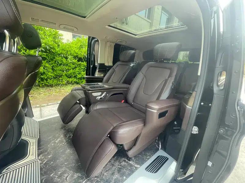 Mercedes-Benz V-Class 2022 V 260 L Long Wheelbase Luxury Edition — миниатюра 12