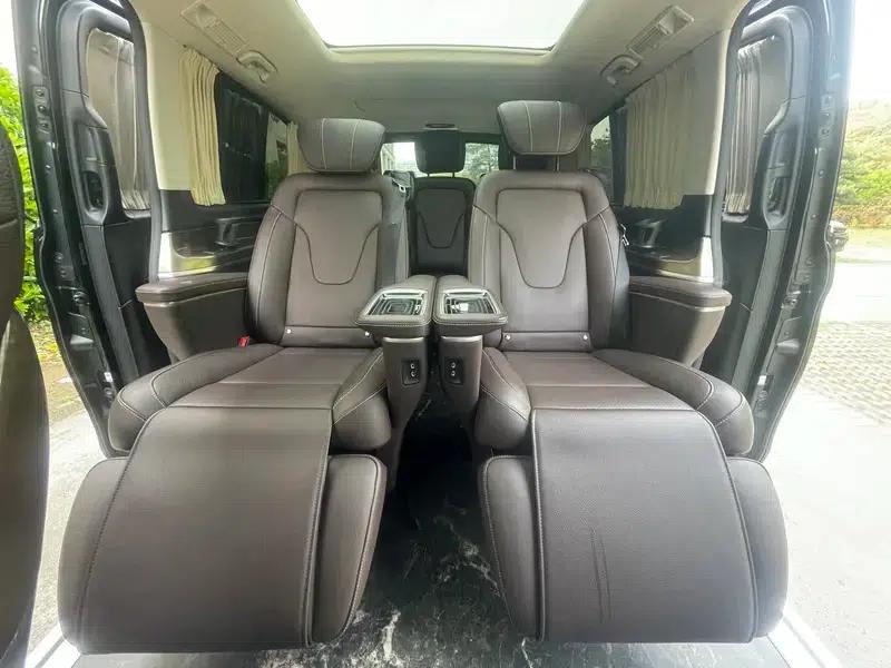 Mercedes-Benz V-Class 2022 V 260 L Long Wheelbase Luxury Edition — миниатюра 13