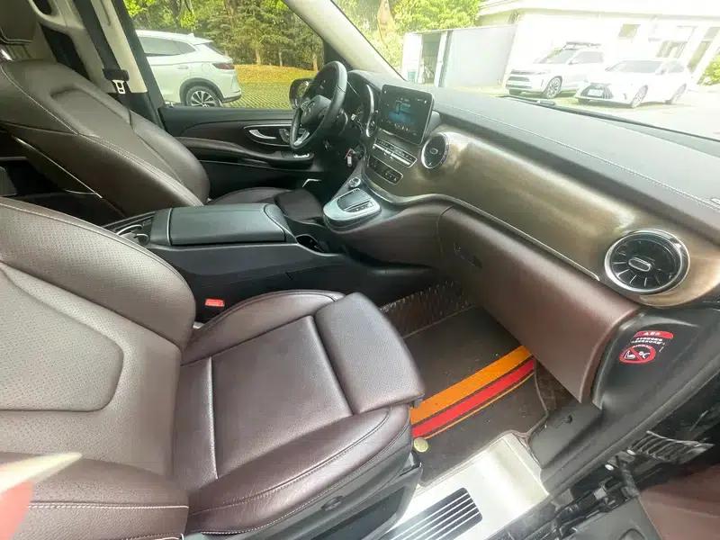 Mercedes-Benz V-Class 2022 V 260 L Long Wheelbase Luxury Edition — миниатюра 7