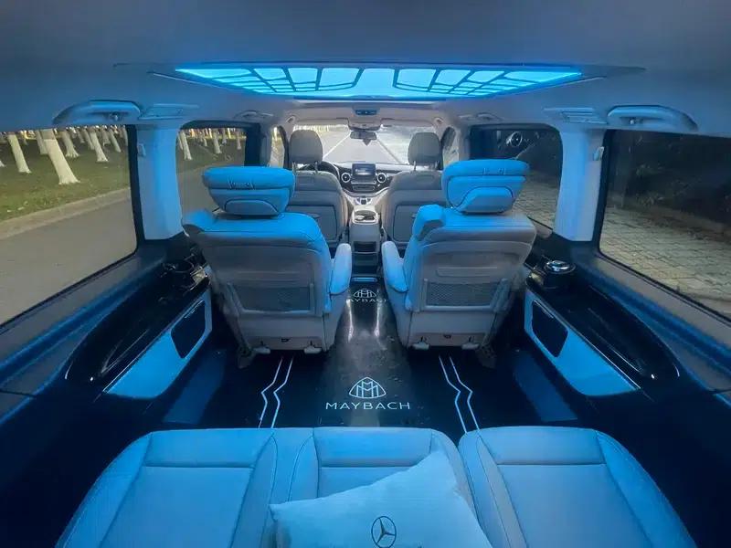 Mercedes-Benz V-Class 2018 V 260 L Premium Extended Edition (China V Emission Standard) — миниатюра 18