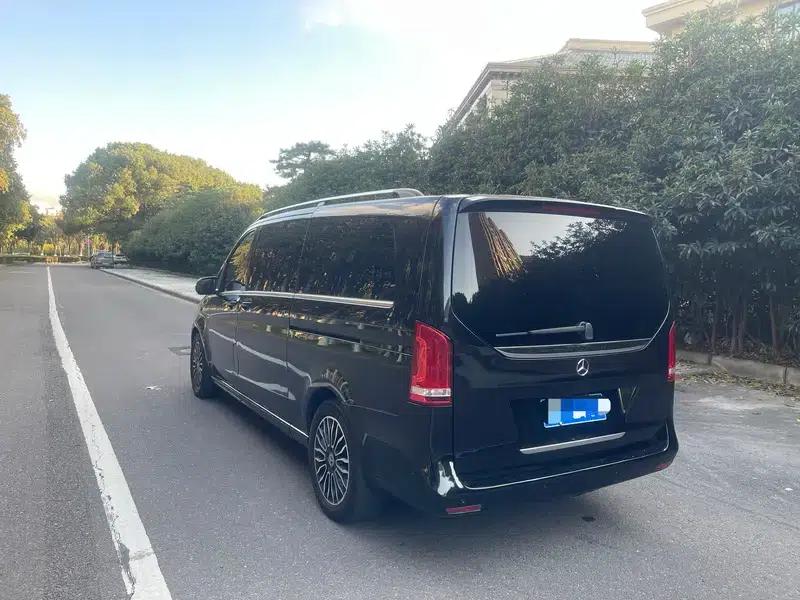 Mercedes-Benz V-Class 2018 V 260 L Premium Extended Edition (China V Emission Standard) — миниатюра 5