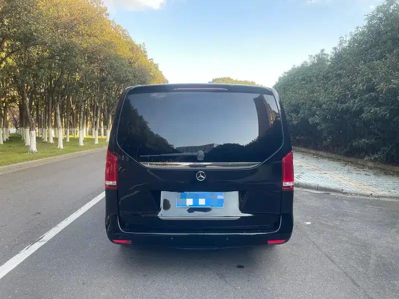 Mercedes-Benz V-Class 2018 V 260 L Premium Extended Edition (China V Emission Standard) — миниатюра 6