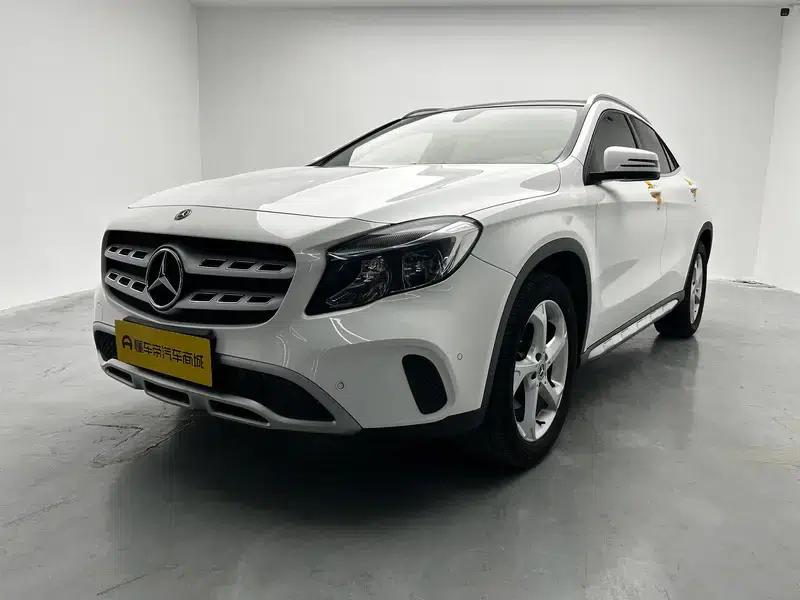 2017 Mercedes-Benz GLA 200 Dynamic — миниатюра 1