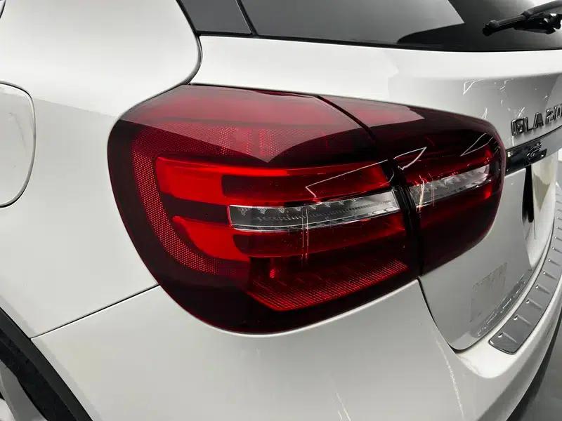 2017 Mercedes-Benz GLA 200 Dynamic — миниатюра 13