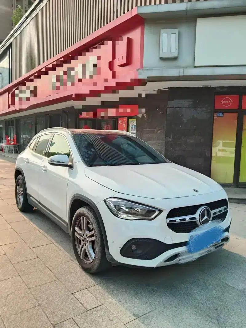 2020 Mercedes-Benz GLA 180 — миниатюра 3
