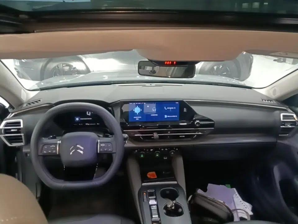 Citroen C5 X 2024 1.6T Enjoy the Extraordinary — миниатюра 12