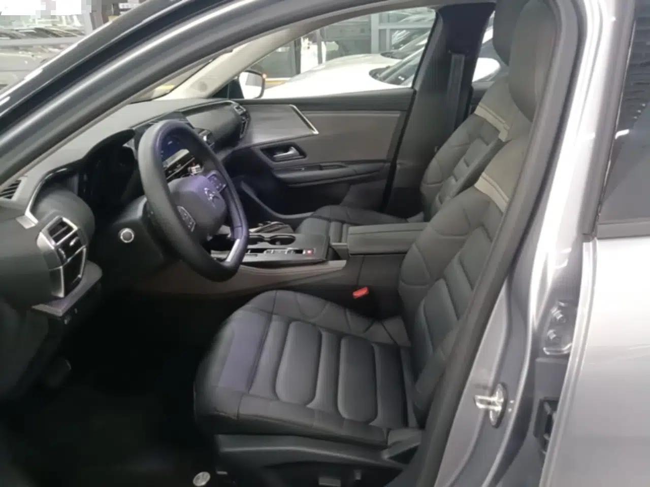 Citroen C5 X 2024 1.6T Enjoy the Extraordinary — миниатюра 17