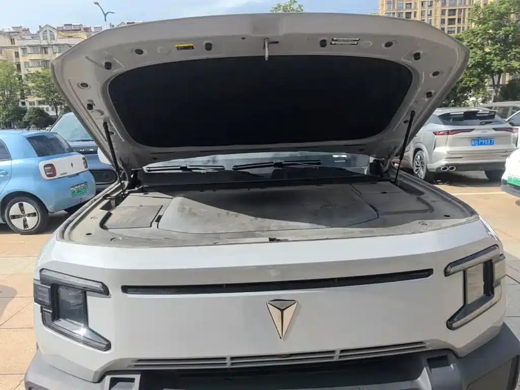 Dark Blue G318 2024 Model, 4WD Air Suspension Version — миниатюра 20