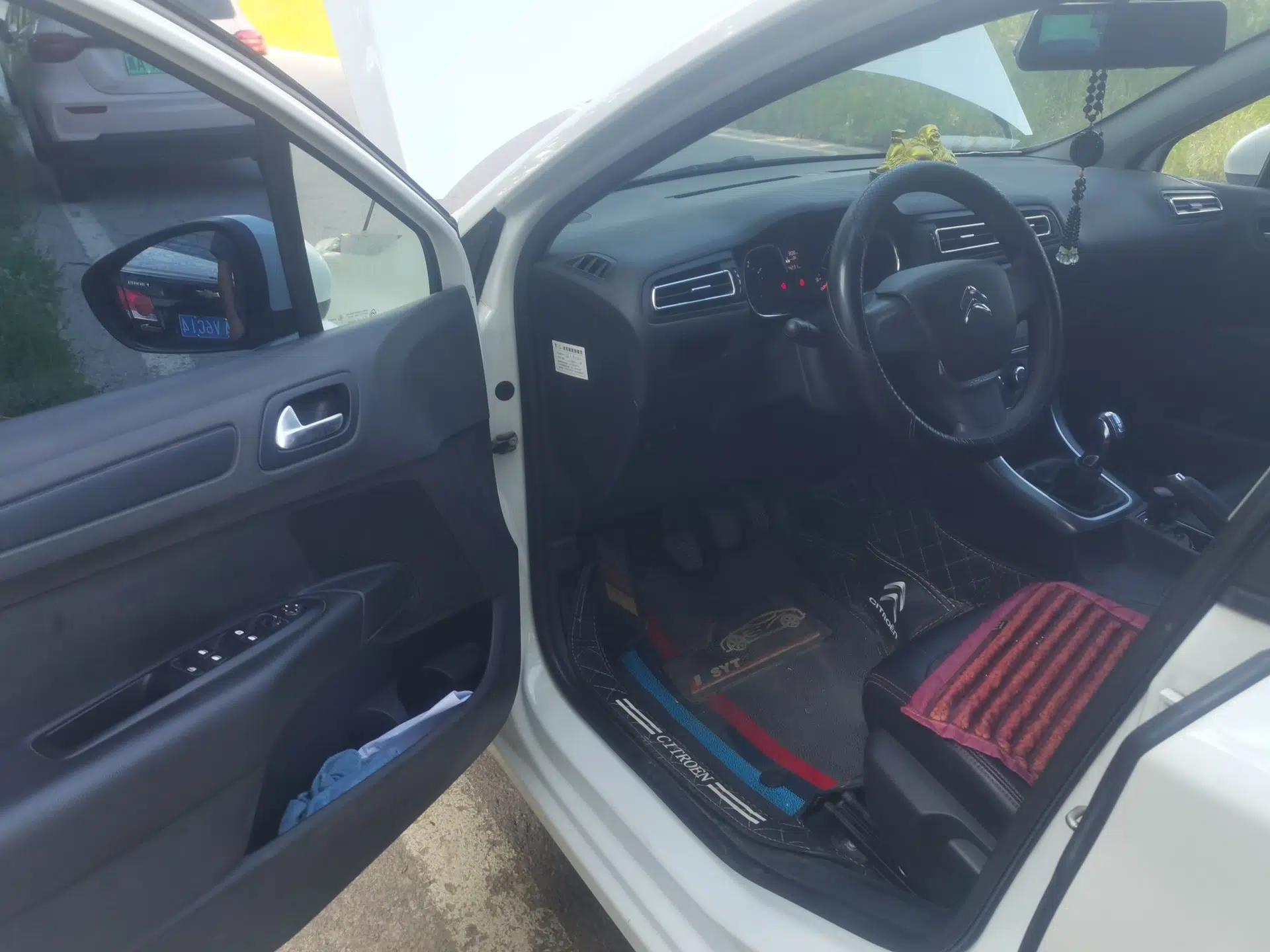 Citroen C4 Sega 2018 1.6L Manual Comfort Model — миниатюра 16
