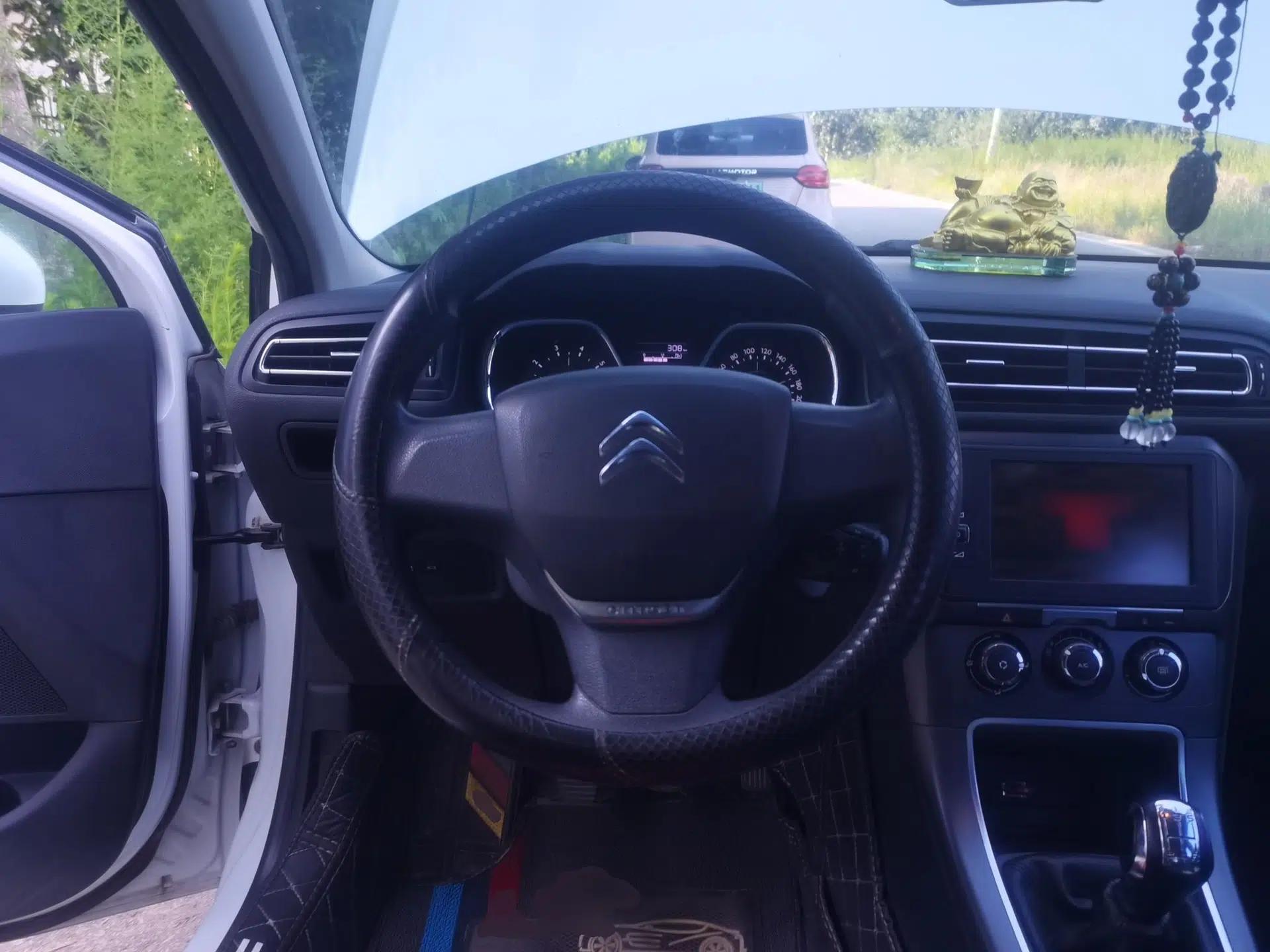 Citroen C4 Sega 2018 1.6L Manual Comfort Model — миниатюра 10