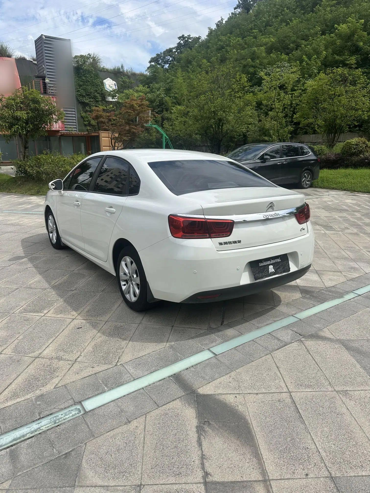 Citroen C4 Sega 2016 1.6L Manual Comfort Model — миниатюра 16