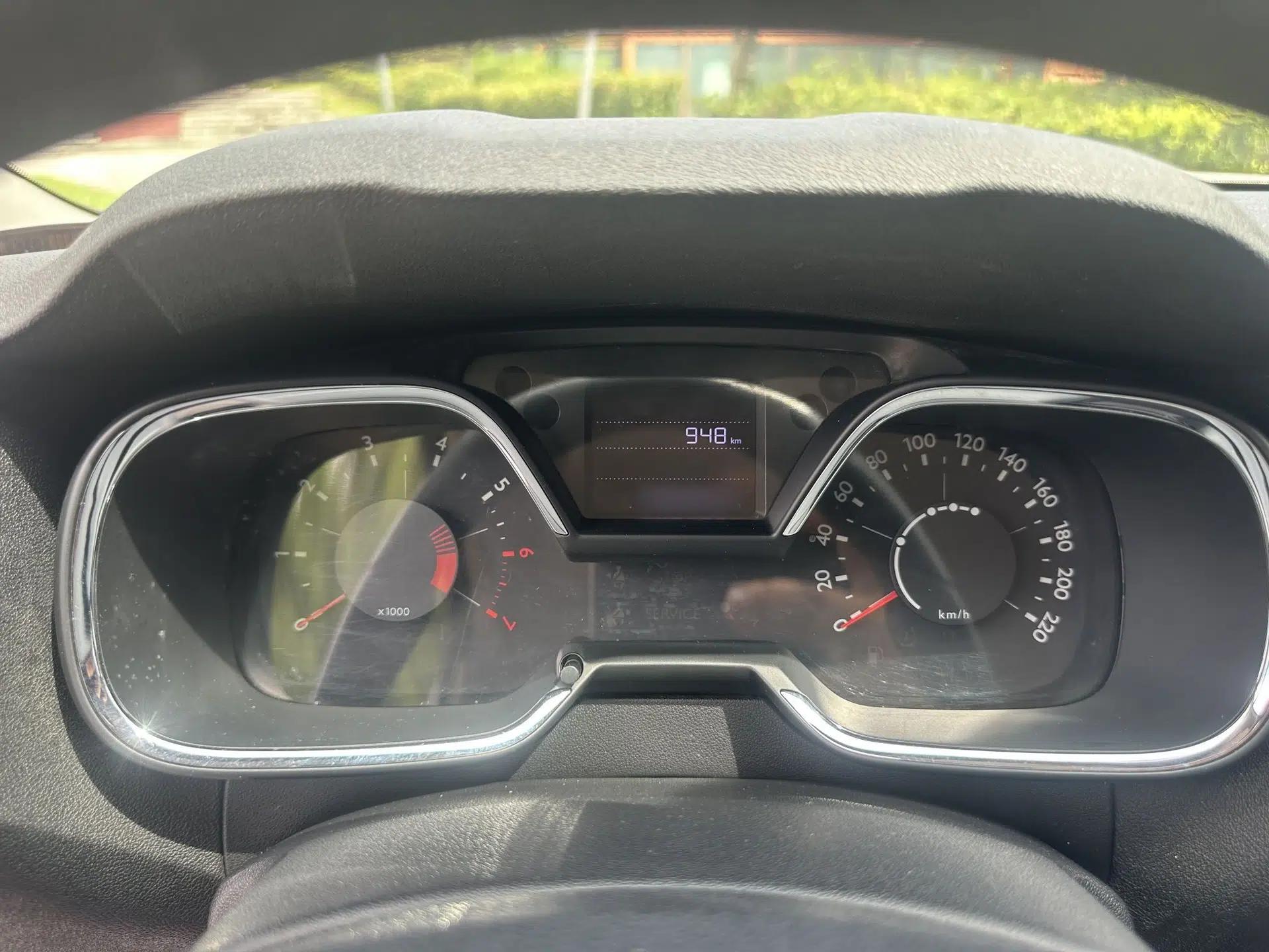 Citroen C4 Sega 2016 1.6L Manual Comfort Model — миниатюра 36