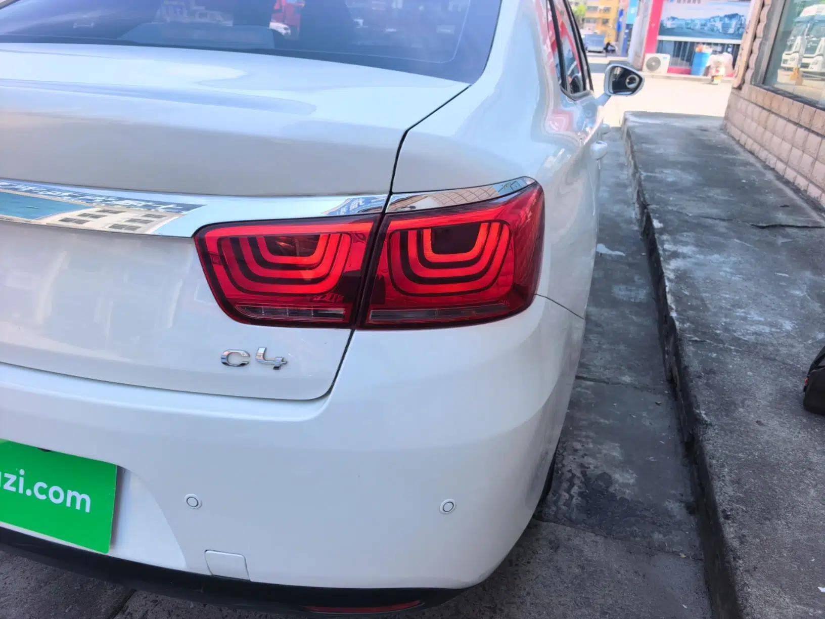 Citroen C4 Sega 2016 1.6L Manual Comfort Model — миниатюра 9