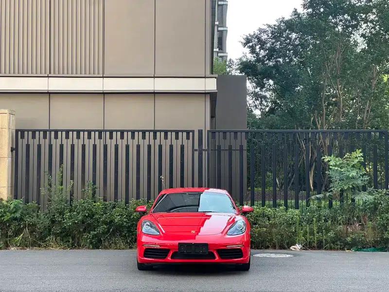 Porsche 718 Cayman 2020 2.0T — миниатюра 2