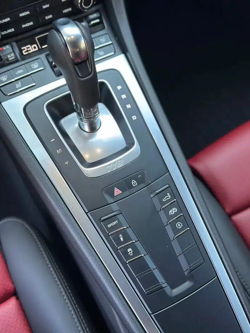 Porsche 718 Cayman 2020 2.0T — миниатюра 8