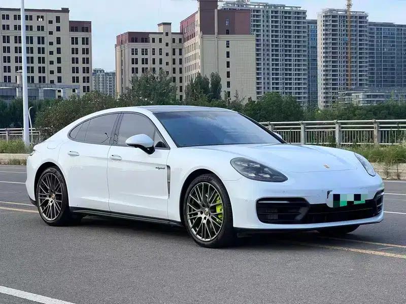 2022 Panamera E-Hybrid, Panamera 4 E-Hybrid Platinum Edition 2.9T — миниатюра 3