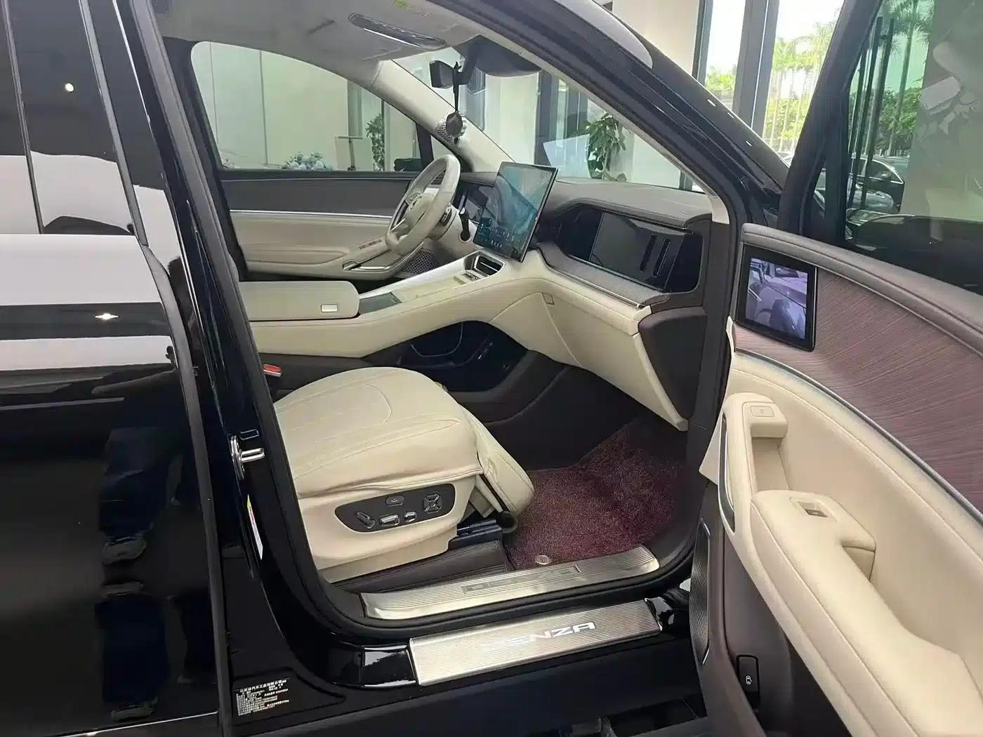 Denza N9 2025 Flagship Edition — миниатюра 8