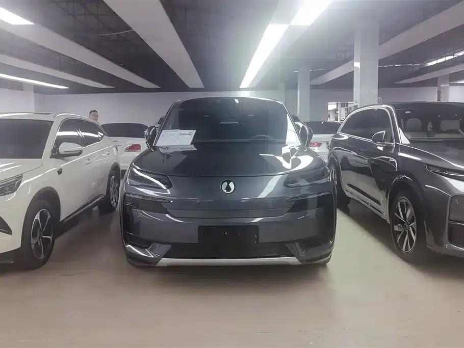 Denza N9 2025 Flagship Edition — миниатюра 2
