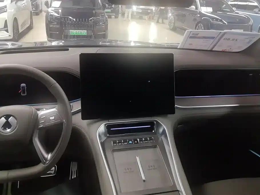 Denza N9 2025 Flagship Edition — миниатюра 13
