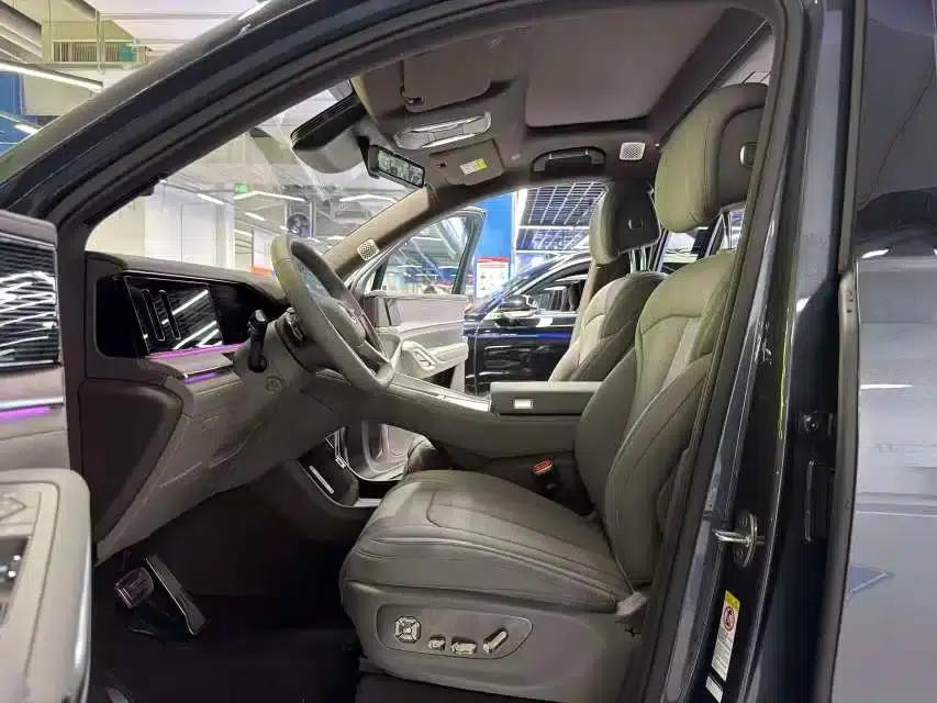 Denza N9 2025 Flagship Edition — миниатюра 8