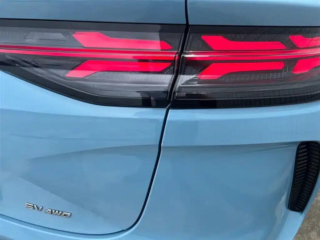 Denza N7 2024 630 AWD Intelligent Driving Max Edition — миниатюра 23