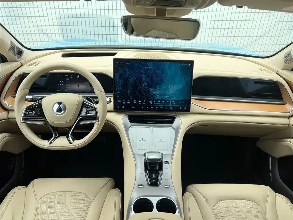 Denza N7 2024 630 AWD Intelligent Driving Max Edition — миниатюра 6