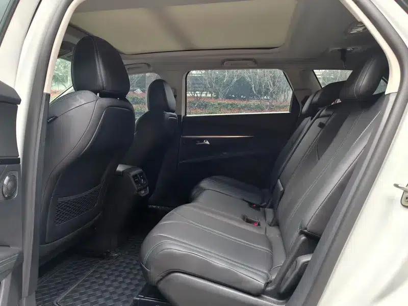 Peugeot 5008 2023 400THP True Love Edition 5-seater — миниатюра 9