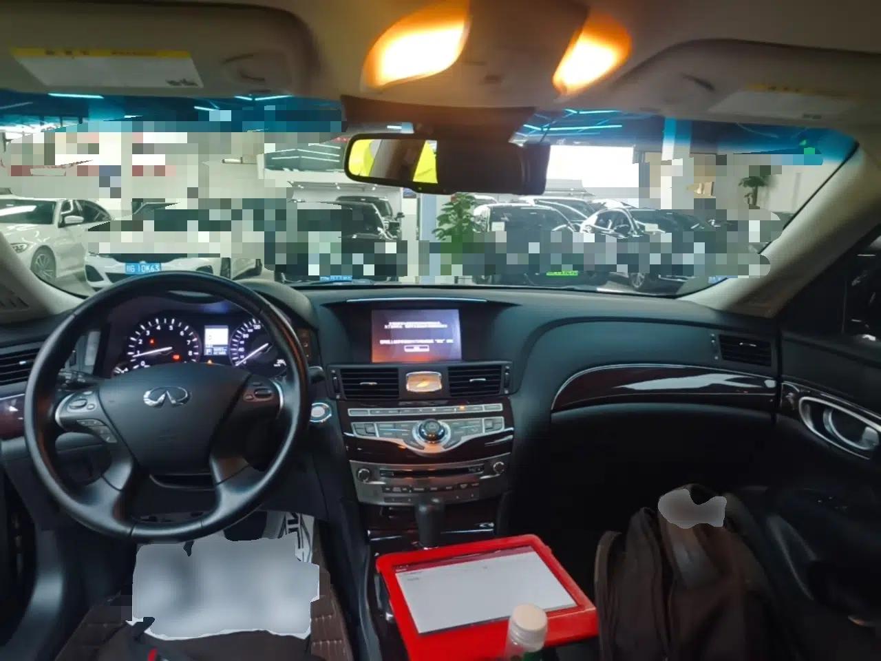 Infiniti Q70 2019 Q70L 2.0T Enjoyment Edition — миниатюра 17