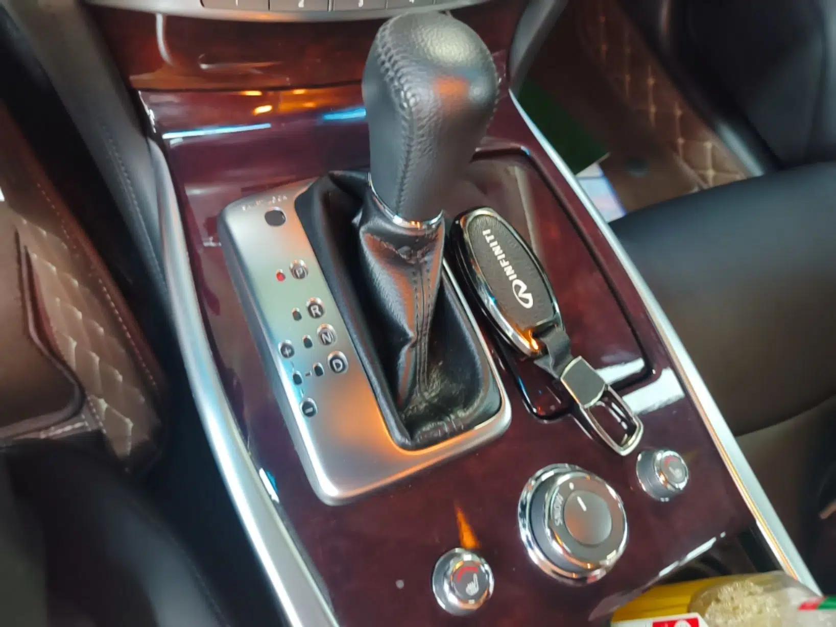Infiniti Q70 2019 Q70L 2.0T Enjoyment Edition — миниатюра 21