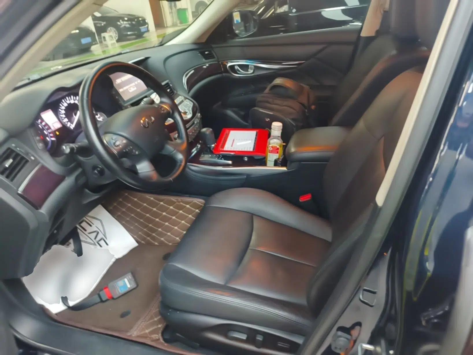 Infiniti Q70 2019 Q70L 2.0T Enjoyment Edition — миниатюра 22