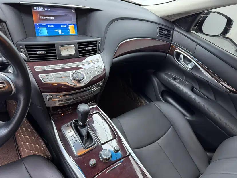Infiniti Q70 2019 Q70L 2.0T Enjoyment Edition — миниатюра 30