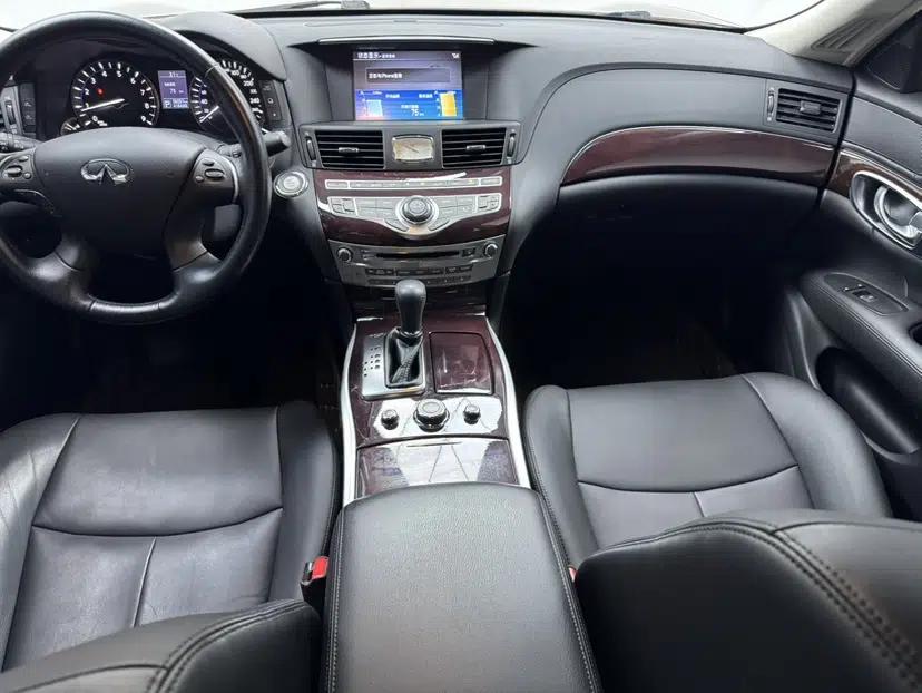 Infiniti Q70 2019 Q70L 2.0T Enjoyment Edition — миниатюра 32