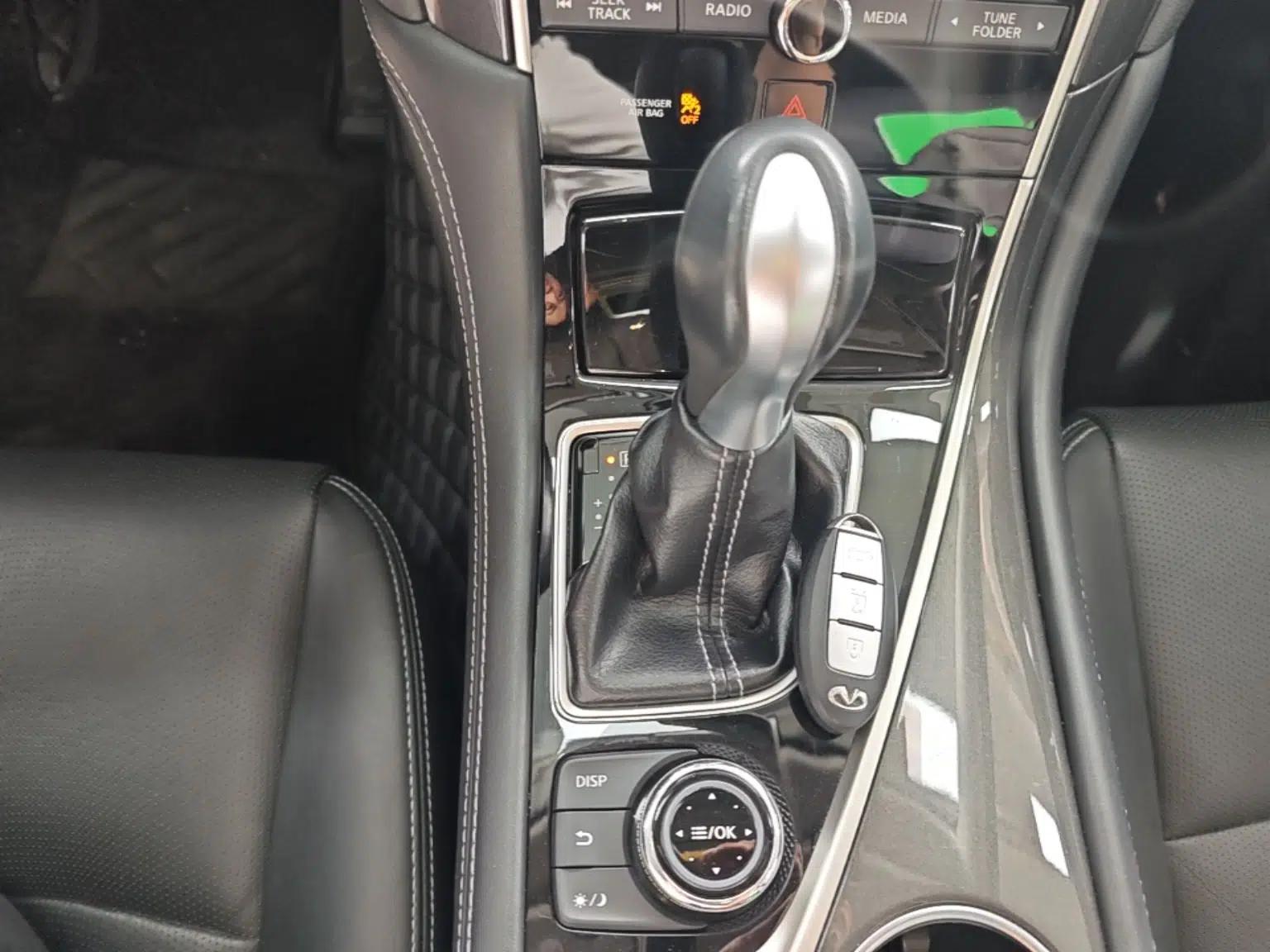 Infiniti Q50 2014 2.0T Comfort Edition — миниатюра 21