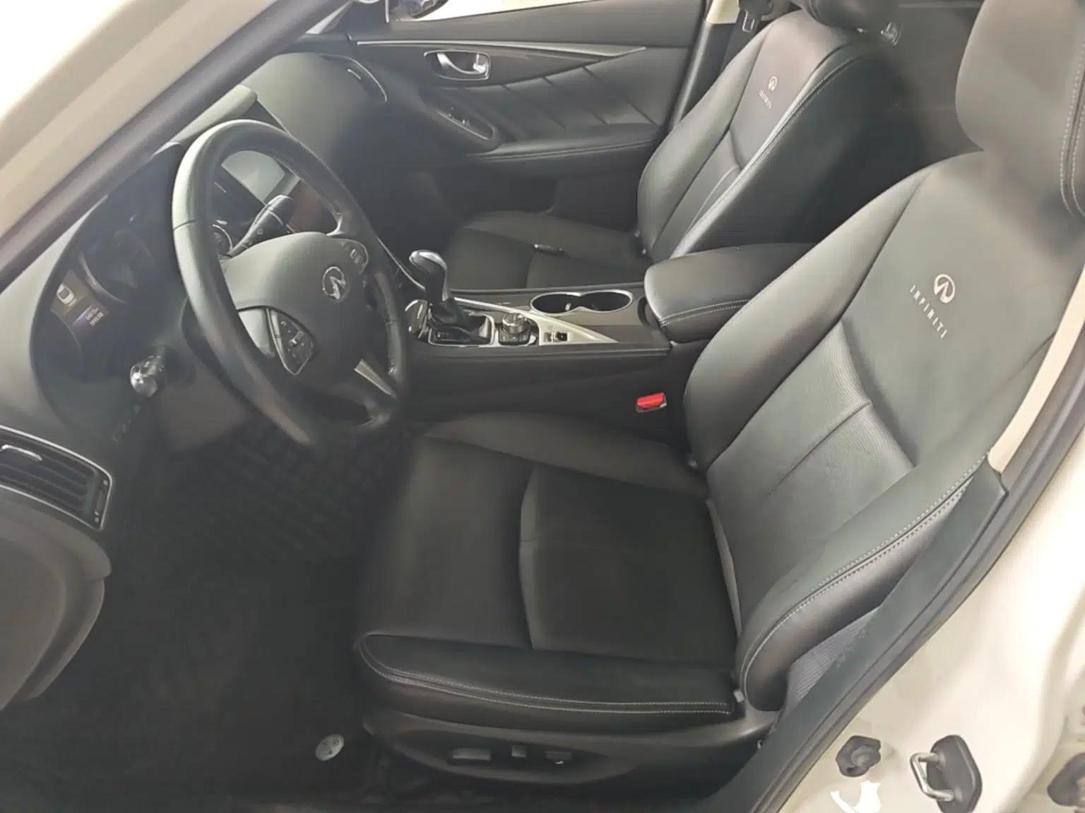 Infiniti Q50 2014 2.0T Comfort Edition — миниатюра 22