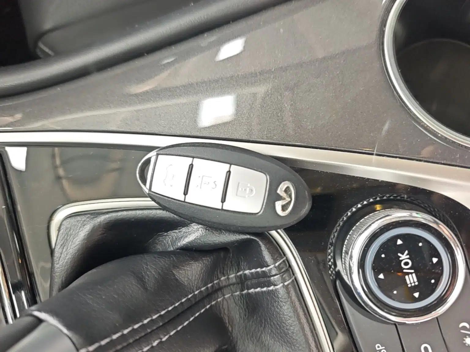 Infiniti Q50 2014 2.0T Comfort Edition — миниатюра 28