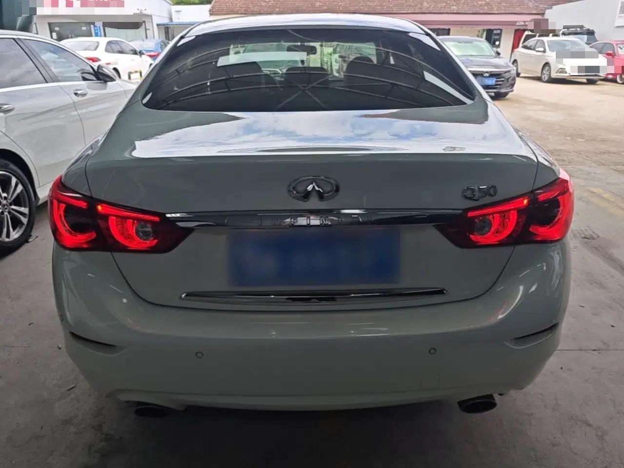Infiniti Q50 2014 2.0T Comfort Edition — миниатюра 5